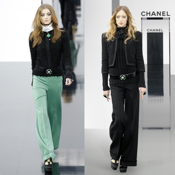 CHANEL RUNWAY Black Suede Green Gripoix Wide 2009A Belt main image 13